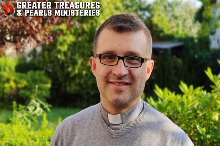 An Atheist Called to Become a Priest, “God won my heart in just 30 seconds